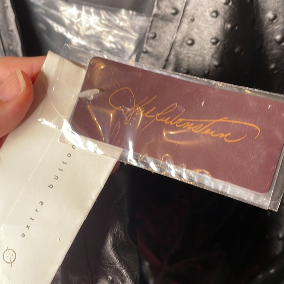 Hal rubenstein ostrich embossed black leather jacket, blazer, size large w/tags - Picture 4 of 9